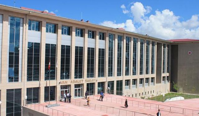T.C Bahçesaray Asliye Hukuk Mahkemesinden İlan