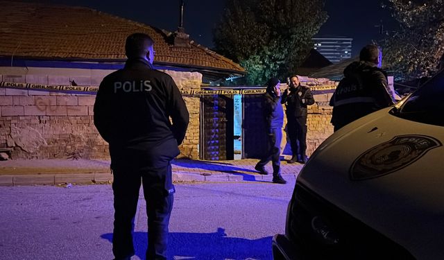 Konya’da Annesini Korumak İsteyen 16 Yaşındaki Çocuk Babasını Öldürdü