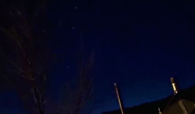 Van’da SpaceX Starlink Uyduları Görüldü