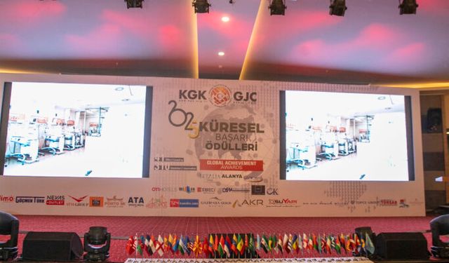 5. Küresel Başarı Ödülleri ve İsmail Gaspıralı Onur Ödülleri Alanya’da Sahiplerini Buldu