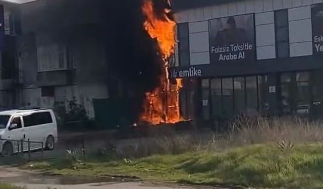 Elektrik panosundan çıkan yangın işyerine sıçradı