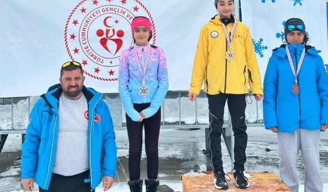 Hakkarili Sporculardan Erzurum’da Madalya Yağmuru!