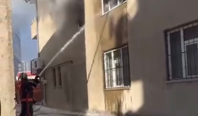 Van Şerefiye Mahallesi’nde Ev Yangını