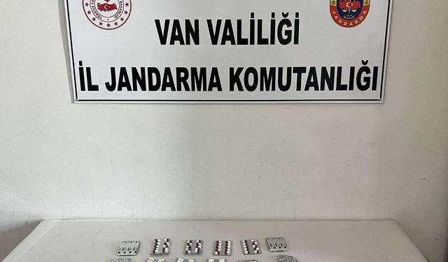 Van Başkale’de Uyuşturucu Operasyonu: 174 Sentetik Hap Ele Geçirildi