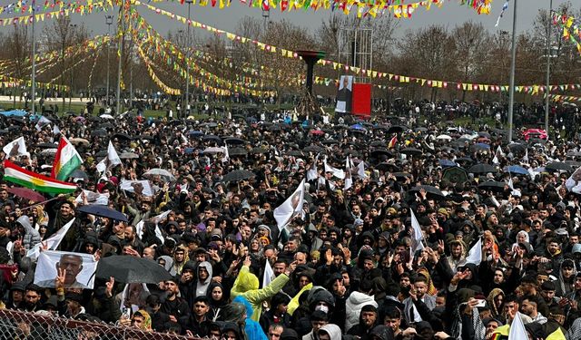 Diyarbakır Newrozu 2026 Başladı –CANLI İZLE