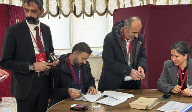 Van Şoförler Odası’nda Seçim Tamamlandı: Gözler Sonuçlarda