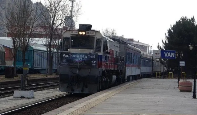 Tahran–Van Tren Seferleri Yeniden Başlıyor!