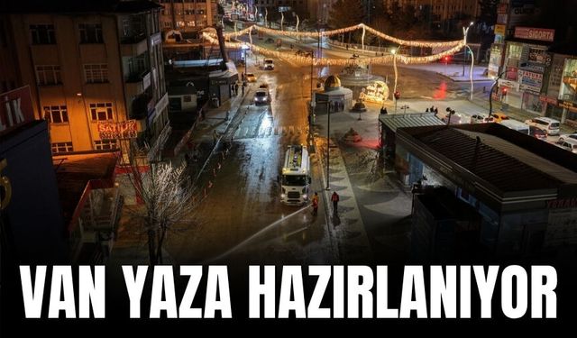 Van Büyükşehir Belediyesi bahar temizliğine başladı