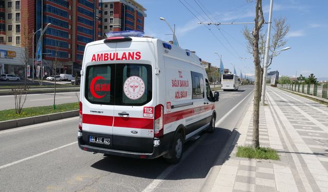 İki otobüs çarpıştı! Yaralılar var!