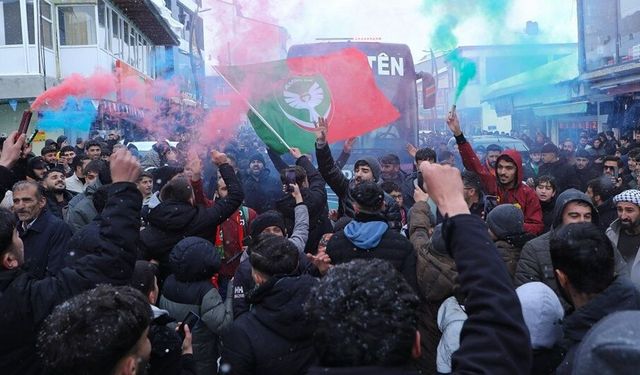 Amedspor Kutlamalarında ‘Uzun Namlulu’ Silah İddiası!