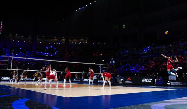 Şampiyon Türkiye! Filenin Sultanları Brezilya'yı 3-1 Mağlup Ederek Kupayı Kazandı
