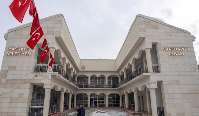 Başkale Belediyesi Asfalt Yol ve Yama İşi Düzeltme İlanı