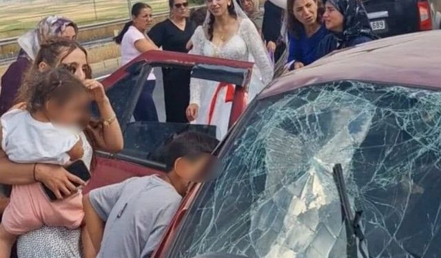 Düğün Konvoyunda Feci Kaza: 2 Kişi Hayatını Kaybetti, 4 Yaralı