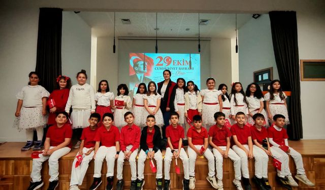 Van’da Çocuklardan Renkli Kutlama