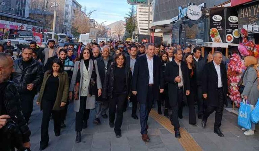 HEDEP Eş Genel Başkanı Bakırhan Van bütün hizmetlerden yoksun bırakıldı!