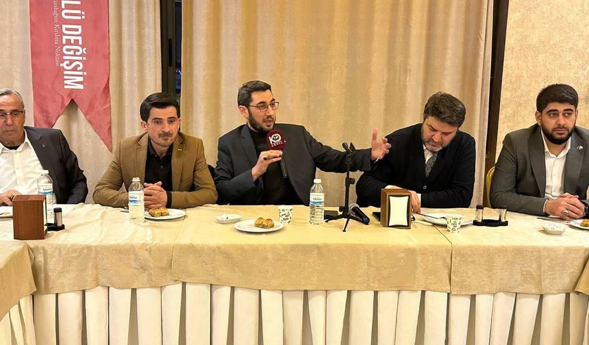 Köklü Değişim Van Temsilciliği'nden Geniş Katılımlı İftar! Önemli Mesajlar Verildi
