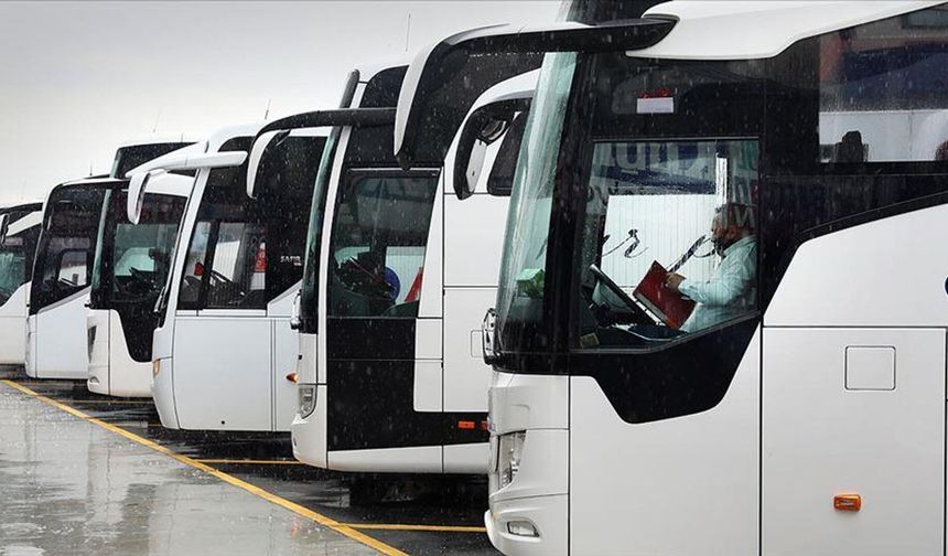 Van’da Bayramda Uçmak Değil, Otobüse Binmek Cep Yaktı!