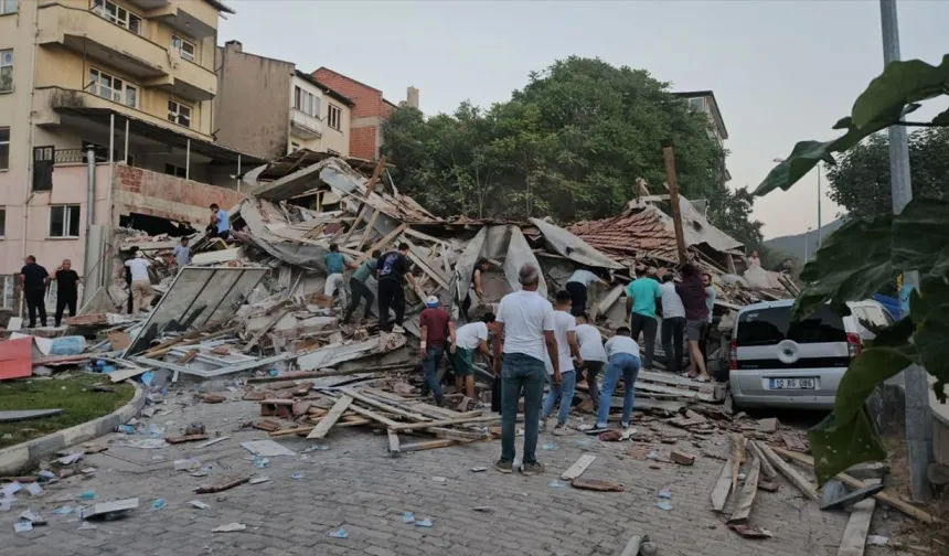Balıkesir Sındırgı’da 6,1 Büyüklüğündeki Depremin Ardından 237 Artçı Sarsıntı