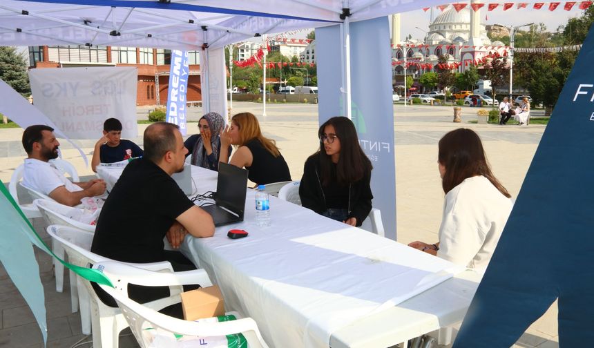 Vanlı Öğrencilere Ücretsiz Tercih Danışmalığı