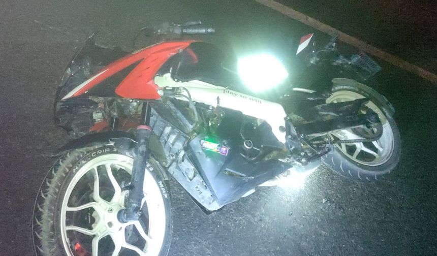 İki Motosiklet Peş Peşe Devrildi: Yaralılar Var