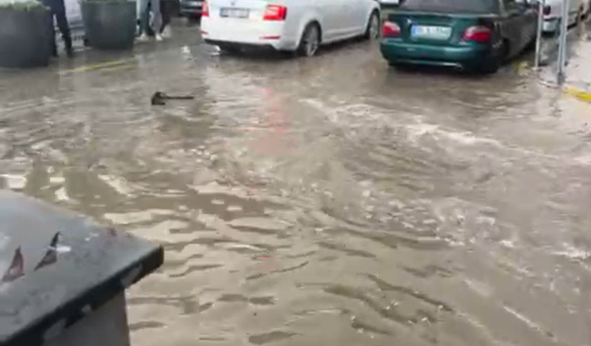 Van’da Sağanak Yağış Su Baskınlarına Neden Oldu!