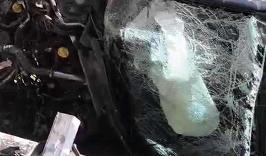 Hakkari Yüksekova’da Otomobil Dereye Uçtu: 4 Yaralı