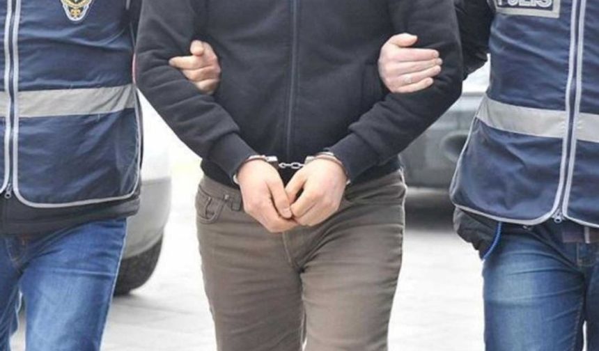 Hakkari'de Sokak Ortasında Bıçaklı Saldırı: 5 Kişi Tutuklandı