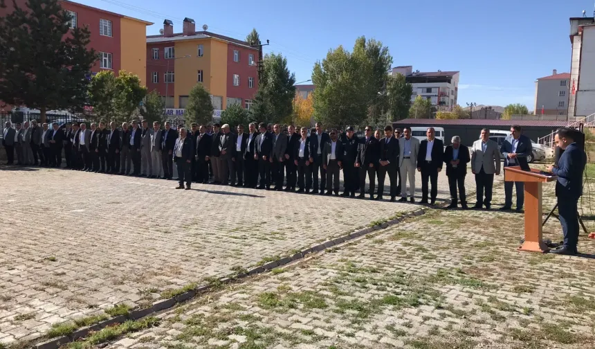 Çaldıran’da 19 Ekim Muhtarlar Günü Törenle Kutlandı