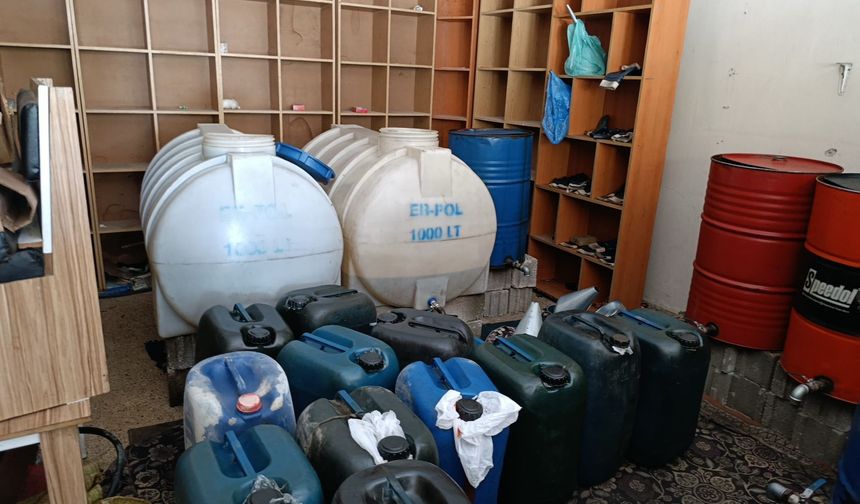 Van’da Kaçak Akaryakıt Operasyonu: 1200 Litre Motorin Ele Geçirildi