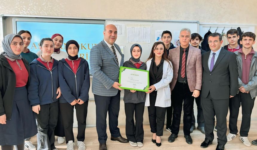 Vanlı Öğrencilerden Büyük Başarı! Cumhuriyet tarihinde  üçüncü kez verildi!