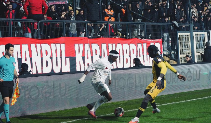 Vanspor İkinci Yarıya Hızlı Başladı: Cedric'ten 47. Dakikada Yine Gol!