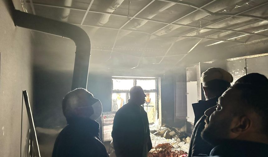 Hakkari'de ev yangını