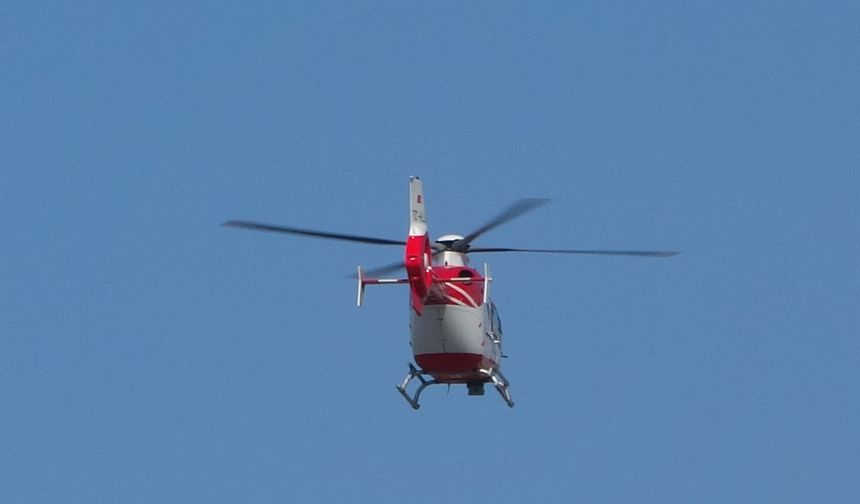 Bahçesaray’da Akut Batın Hastasına Helikopterli Sevk