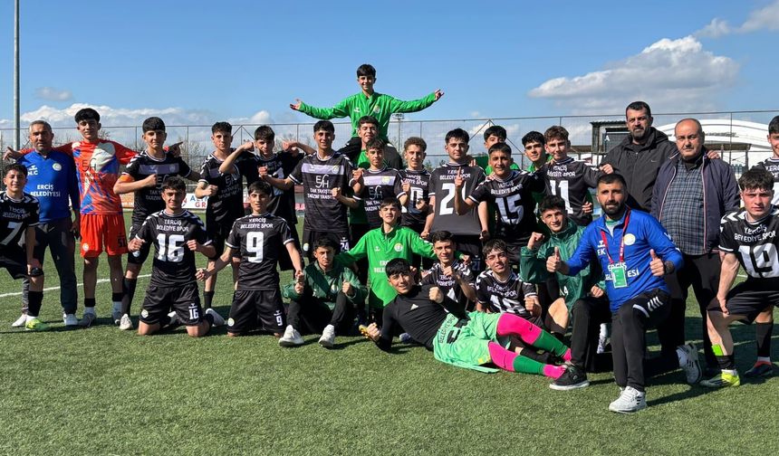 Yeşil Kent Erciş Belediyespor Bölge Şampiyonu Oldu