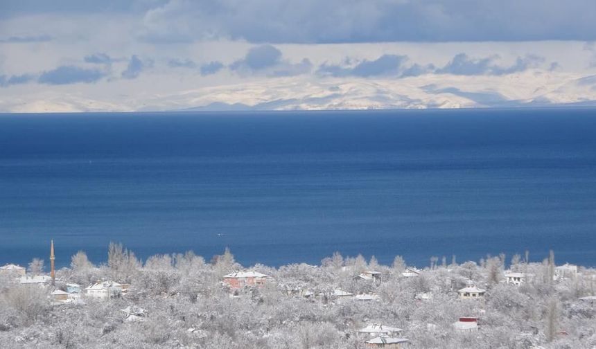 Van’da Rekor Kar Yağışı Su Bilançosunu Güçlendirdi!
