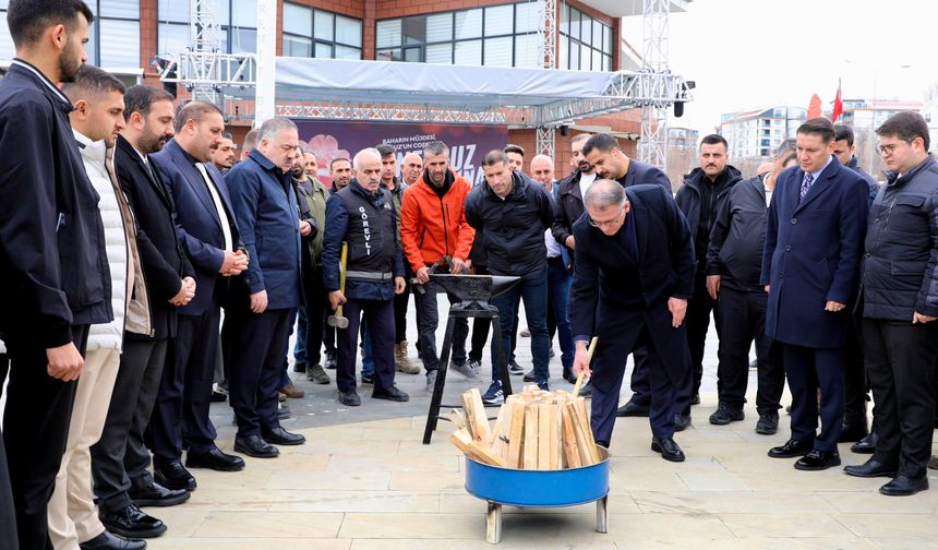 Van Edremit'te Nevruz Bayramı Kutlandı