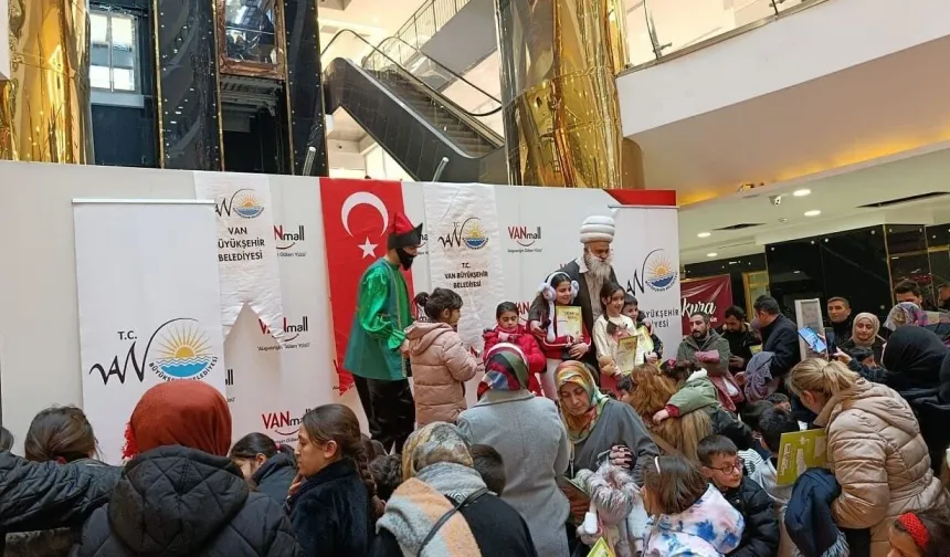 Van’da Ramazan Etkinlikleri Yoğun İlgi Gördü