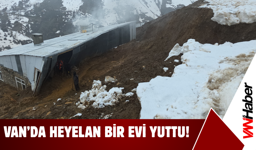 Bahçesaray’da Heyelan Evi Yuttu!