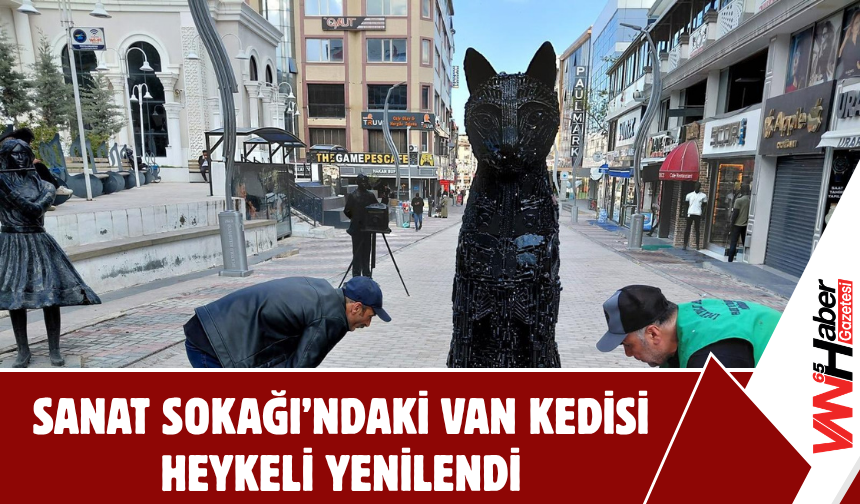 Sanat Sokağı’ndaki Van Kedisi Heykeli Yenilendi