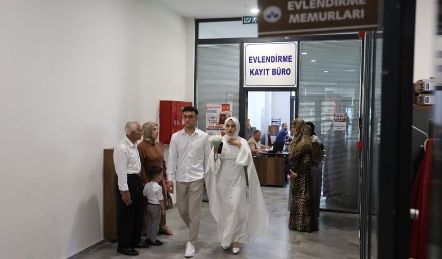 Nikah Salonlarında 26.06.2026 Yoğunluğu
