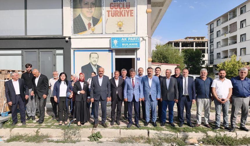 Van’dan Erzurum ve Muş’a Uzanan Mesaj! Türkmenoğlu: “Bölgenin Önü Açılacak”