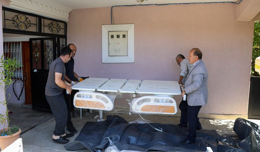 Van'da yatağa bağımlı hastalara hasta yatağı desteği