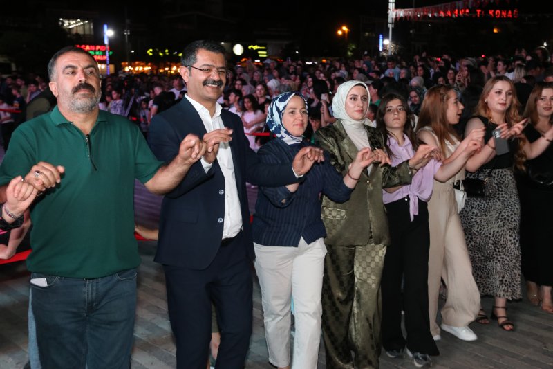 Sirri Sureyya Onder Futbol Turnuvasi Coskulu Solenle Sona Erdi 7715