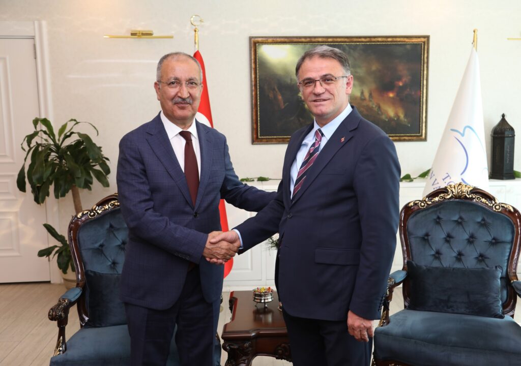 Van Valisi Ozan Balci 1024X720