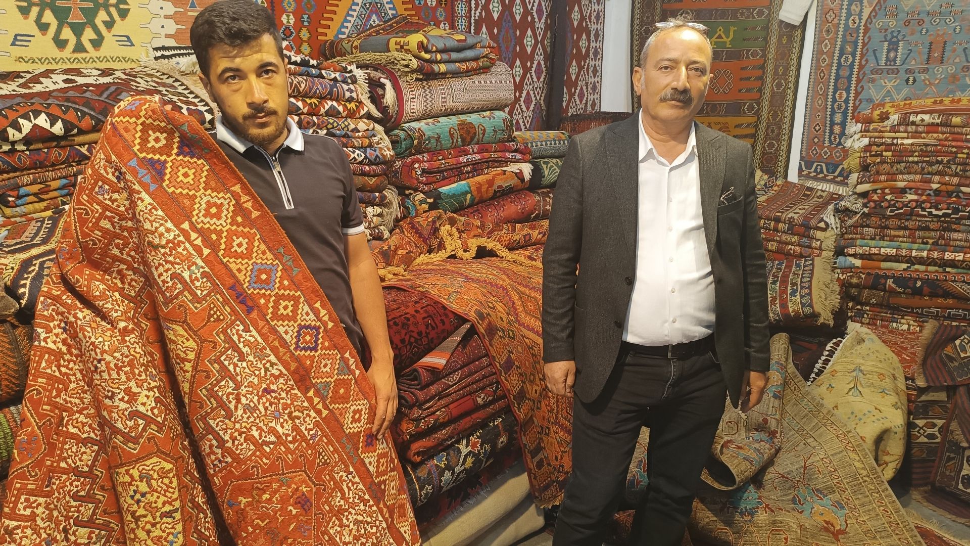 Van’dan Yükselen Çiğlik İşsi̇zli̇k Bi̇r Can Daha Aldi (83)-2