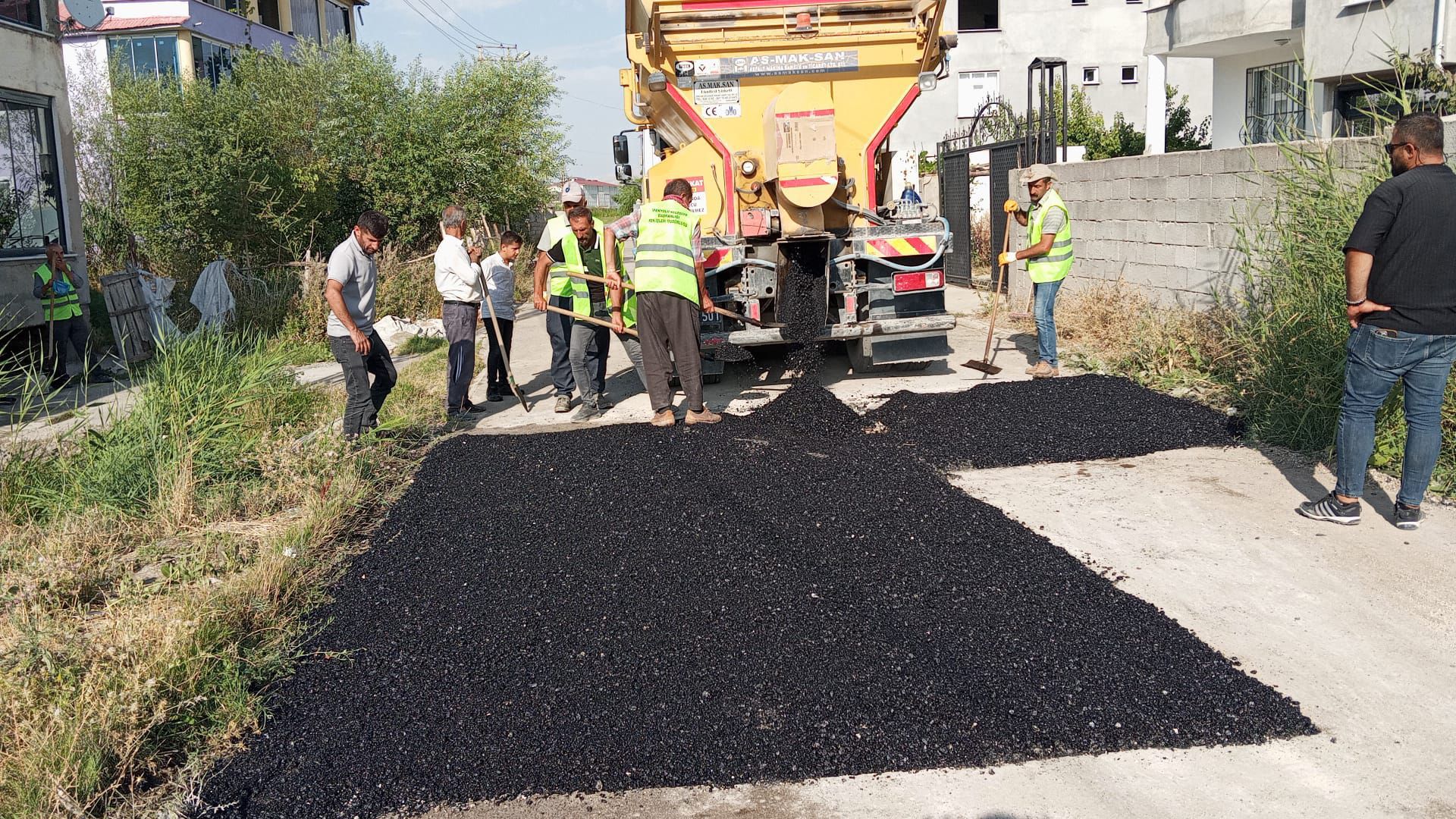 İ 1 (6)