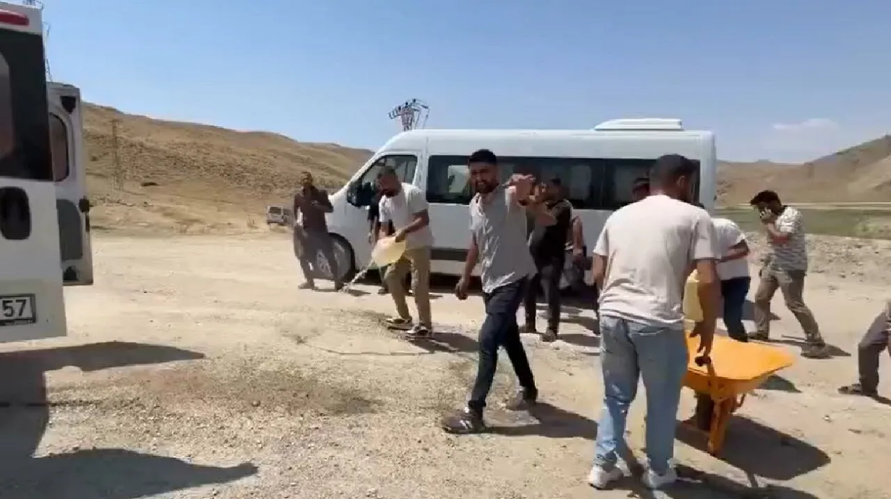Saray Kapikoy 21