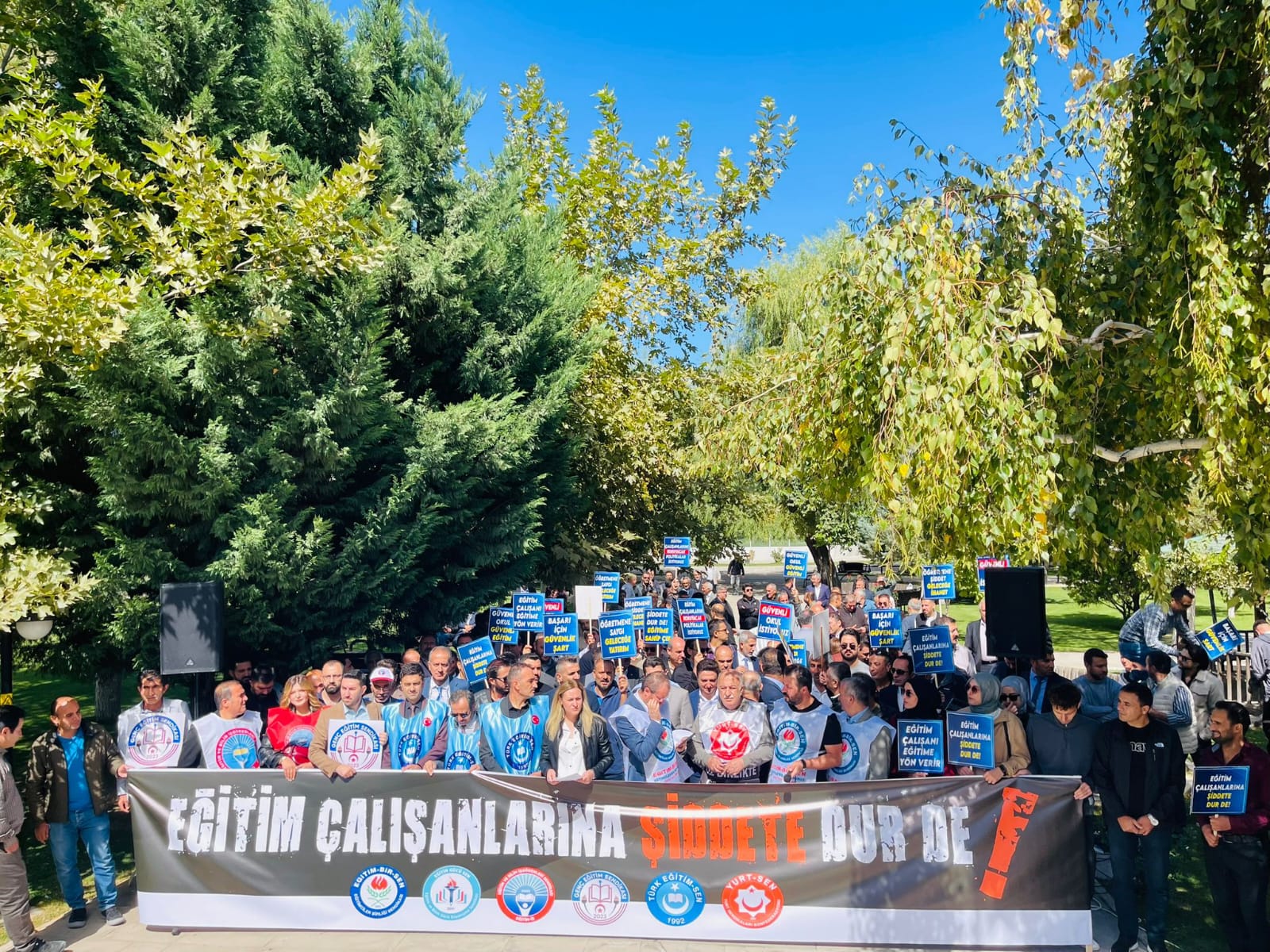 Eği̇ti̇m Sennn