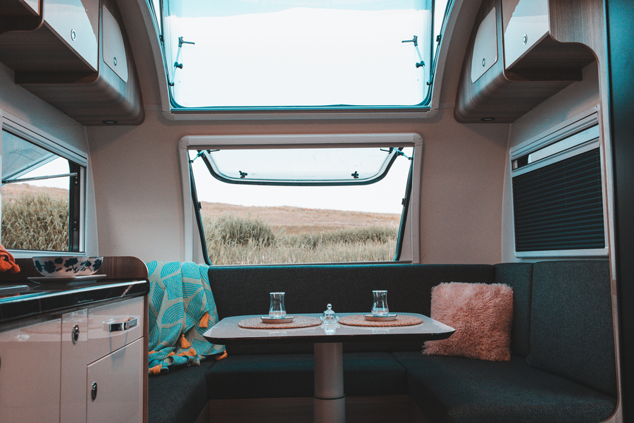 Karavan 6 (1)