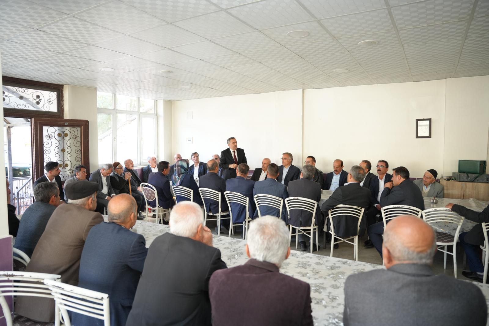 Ak Parti Van İl Başkanlığında Dur Durak Yok3
